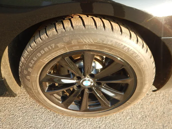 BMW Řada 5 520d XDRIVE, ČR, SERVISKA - foto 16