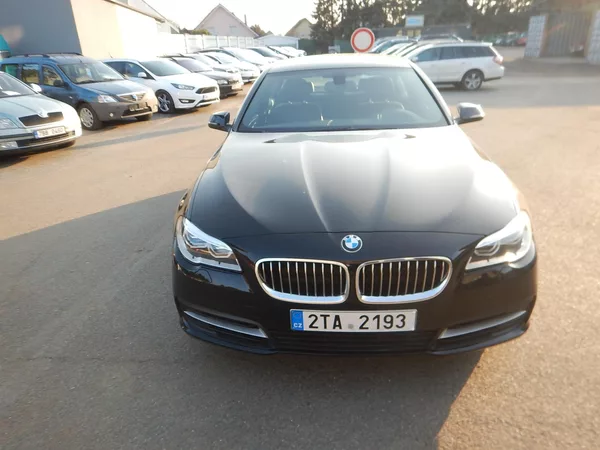 BMW Řada 5 520d XDRIVE, ČR, SERVISKA - foto 3