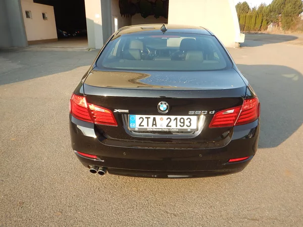 BMW Řada 5 520d XDRIVE, ČR, SERVISKA - foto 7
