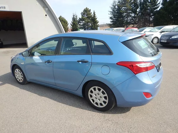 Hyundai i30 1.4 CRDi 66 kw tažné - foto 3