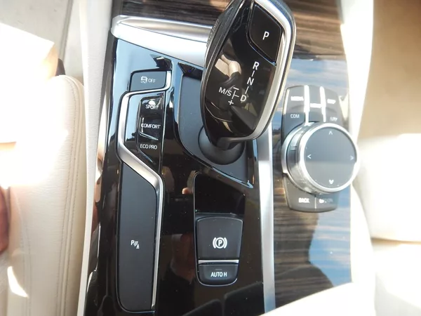 BMW Řada 5 520D XDRIVE - foto 20