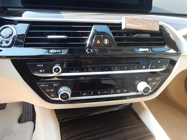 BMW Řada 5 520D XDRIVE - foto 21