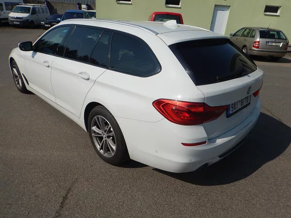 BMW Řada 5 520D XDRIVE - foto 4