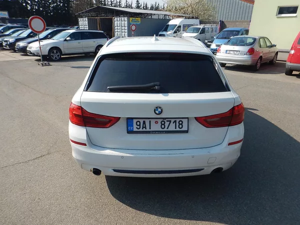 BMW Řada 5 520D XDRIVE - foto 5