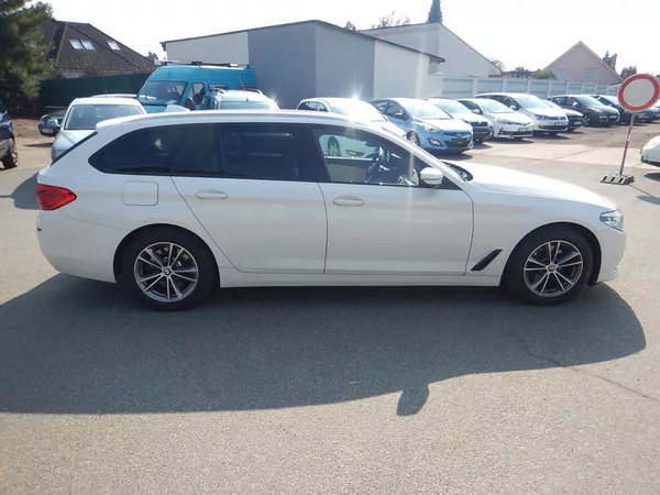 BMW Řada 5 520D XDRIVE - foto 6