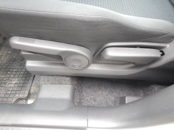 Suzuki Swift 1.3 GLX, ČR, DIGIKLIMA - foto 18