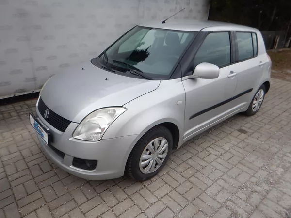 Suzuki Swift 1.3 GLX, ČR, DIGIKLIMA - foto 2
