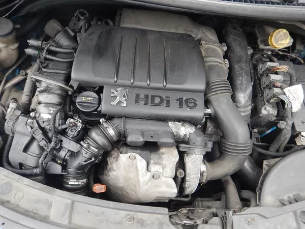 Peugeot 207 1.6 Hdi - foto 8