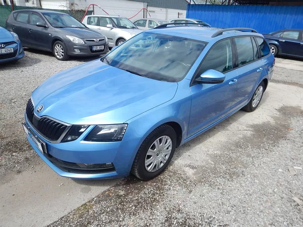 Škoda Octavia III 1.6 TDI, ČR, KLIMA - foto 2