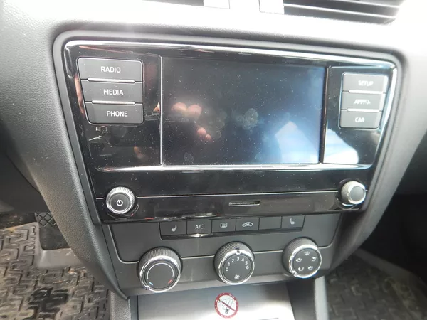 Škoda Octavia III 1.6 TDI, ČR, KLIMA - foto 24