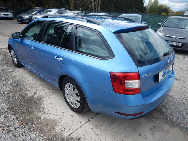 Škoda Octavia III 1.6 TDI, ČR, KLIMA - foto 6