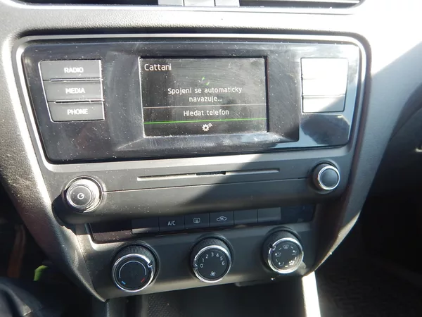 Škoda Octavia III 1.6 TDi 81 kw tažné - foto 11