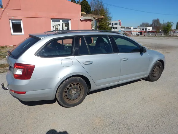 Škoda Octavia III 1.6 TDi 81 kw tažné - foto 4