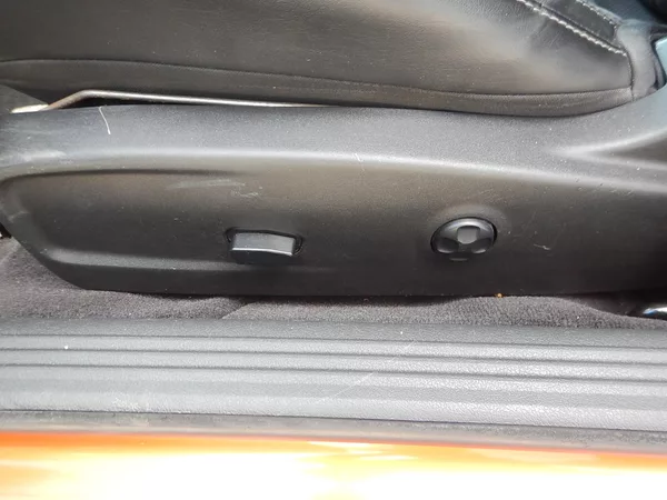 Dodge Challenger 3.6i, AUTOMAT, LPG - foto 17