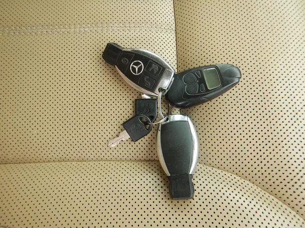 Mercedes-Benz GL 450 CDI 4MATIC, ČR, 7 MÍST - foto 30