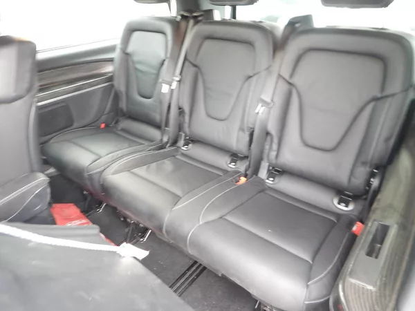 Mercedes-Benz Třídy V V 300 d, 7 MÍST, 174 kW - foto 12