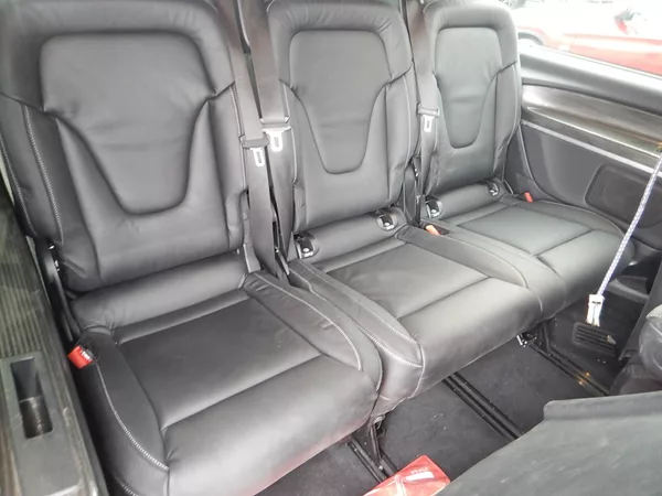 Mercedes-Benz Třídy V V 300 d, 7 MÍST, 174 kW - foto 13