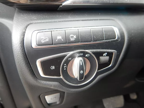 Mercedes-Benz Třídy V V 300 d, 7 MÍST, 174 kW - foto 22