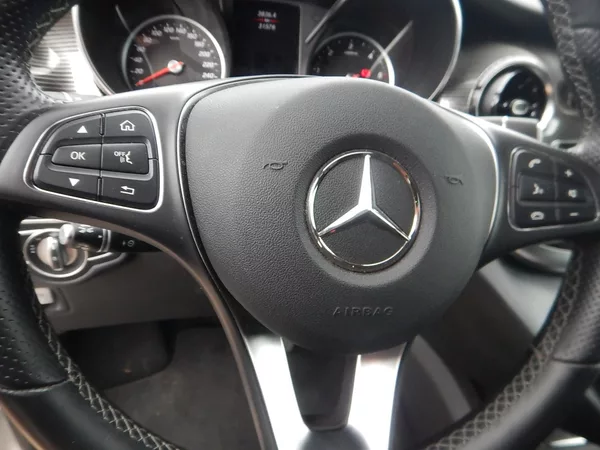 Mercedes-Benz Třídy V V 300 d, 7 MÍST, 174 kW - foto 24