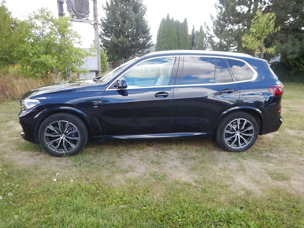 BMW X5 xDrive45e, ČR, 1. MAJ.