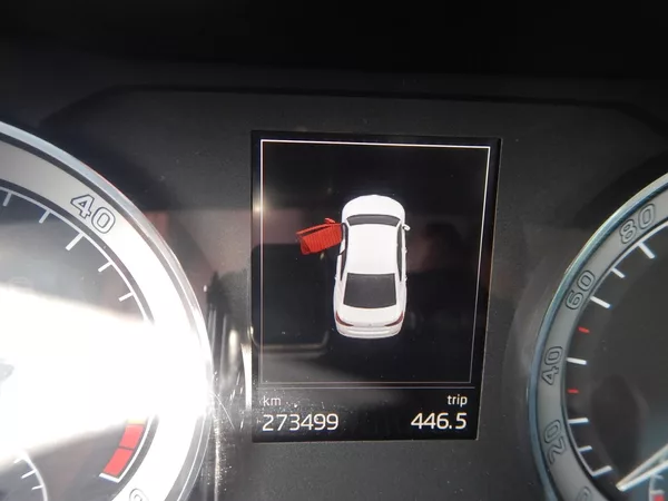 Škoda Superb 2.0 TDI, DSG, L&K, DIGIKLIMA - foto 20
