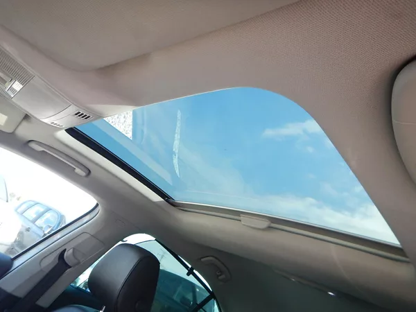 Škoda Superb 2.0 TDI, DSG, L&K, DIGIKLIMA - foto 28