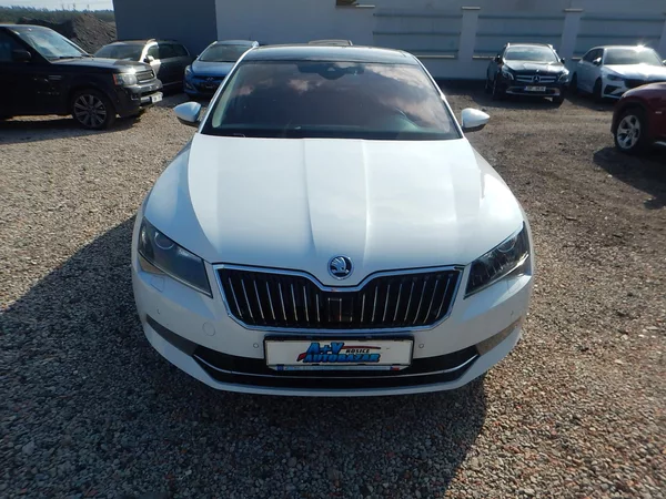 Škoda Superb 2.0 TDI, DSG, L&K, DIGIKLIMA - foto 3