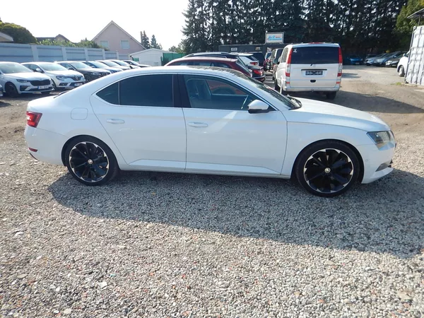 Škoda Superb 2.0 TDI, DSG, L&K, DIGIKLIMA - foto 5