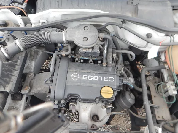 Opel Corsa 1.0 i 43 kw - foto 10