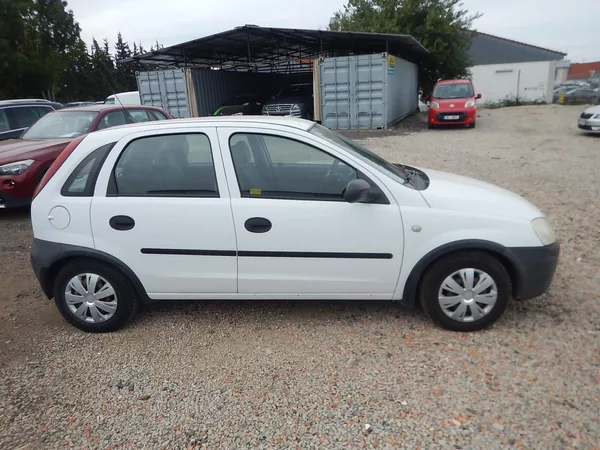 Opel Corsa 1.0 i 43 kw - foto 5