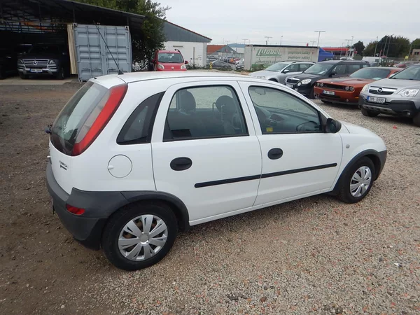 Opel Corsa 1.0 i 43 kw - foto 6