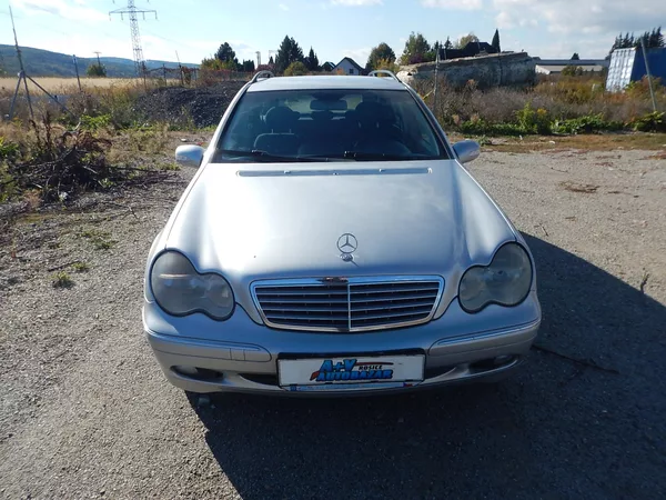 Mercedes-Benz Třídy C 2.2 Cdi 105 kw - foto 2