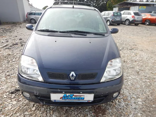 Renault Scénic 1.6 i 79 kw - foto 6