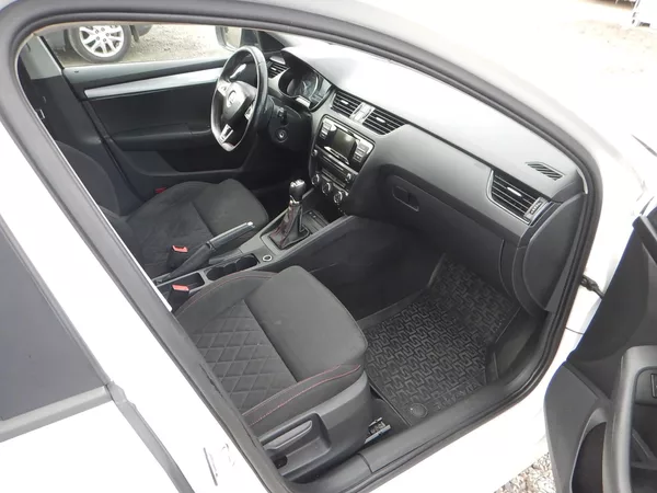 Škoda Octavia 1.4i CNG, KLIMA - foto 13