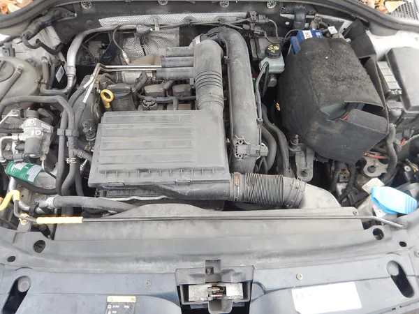 Škoda Octavia 1.4i CNG, KLIMA - foto 24