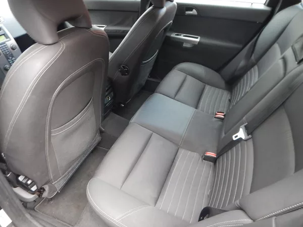 Volvo V50 2.0d 100 kw - foto 10