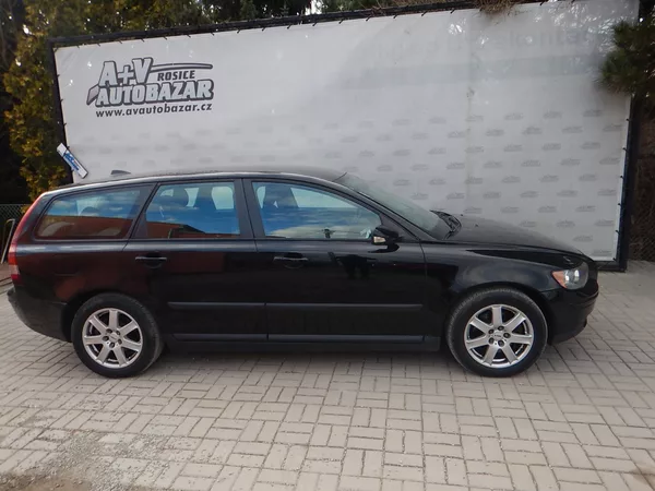 Volvo V50 2.0d 100 kw - foto 4