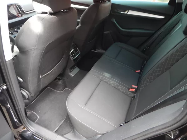 Škoda Karoq 2.0 TDI DSG, 4x4, SERVISKA - foto 10
