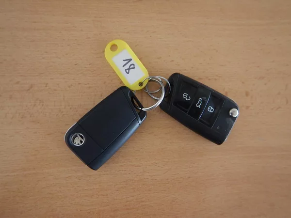 Škoda Karoq 2.0 TDI DSG, 4x4, SERVISKA - foto 34