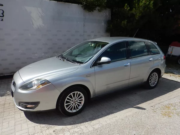 Fiat Croma 1.9 Jtd - foto 2