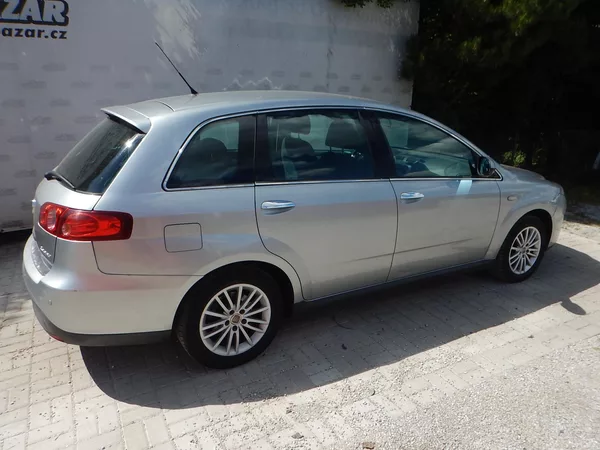 Fiat Croma 1.9 Jtd - foto 5