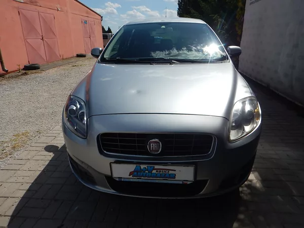 Fiat Croma 1.9 Jtd - foto 6