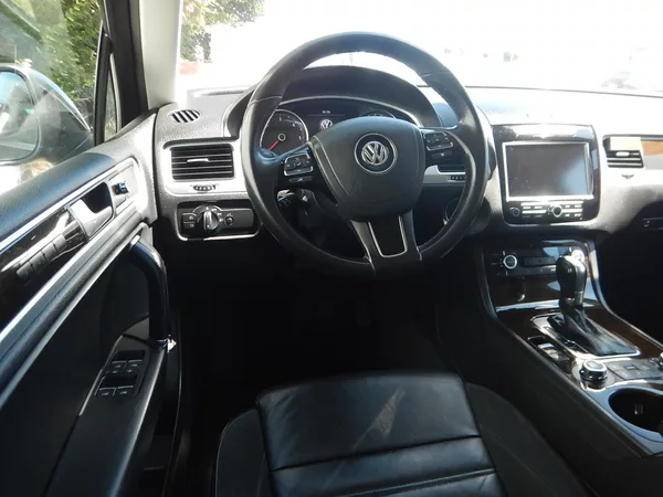 Volkswagen Touareg 3.0 TDI V6, DSG, 4MOTION - foto 11