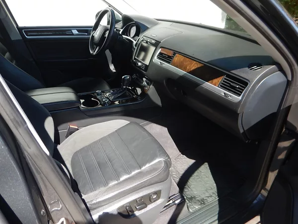 Volkswagen Touareg 3.0 TDI V6, DSG, 4MOTION - foto 13