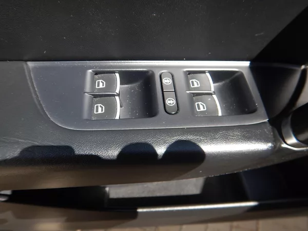 Volkswagen Touareg 3.0 TDI V6, DSG, 4MOTION - foto 18
