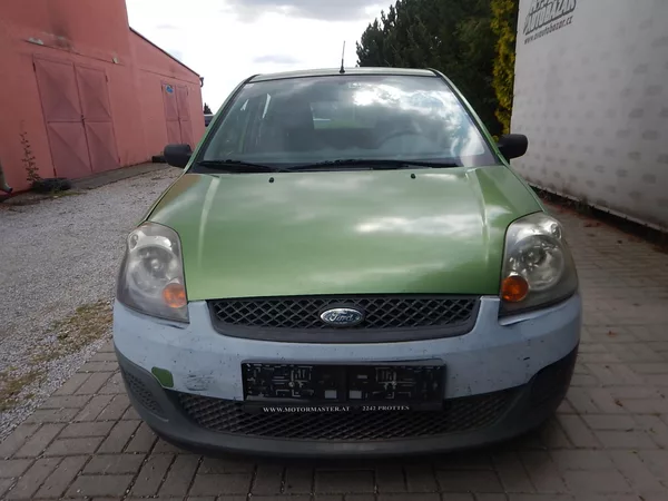 Ford Fiesta 1.3 i 55 kw - foto 6
