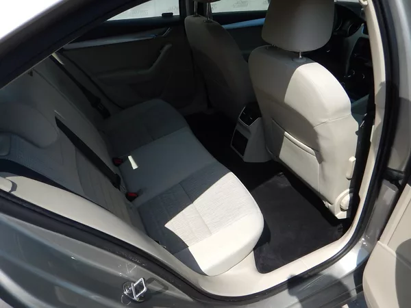 Škoda Octavia III 1.6 TDI, DIGIKLIMA - foto 12