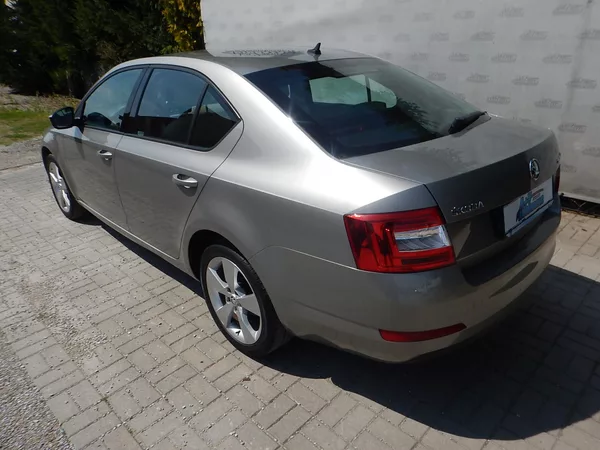 Škoda Octavia III 1.6 TDI, DIGIKLIMA - foto 4