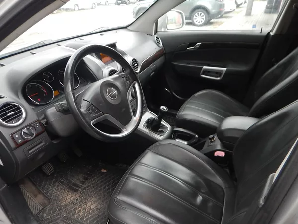 Opel Antara 2.0 CDTi 110 KW - foto 9