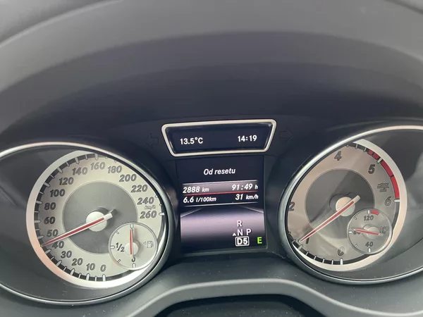 Mercedes-Benz GLA 200d 4Matic Urban-ODPOČET DPH - foto 16